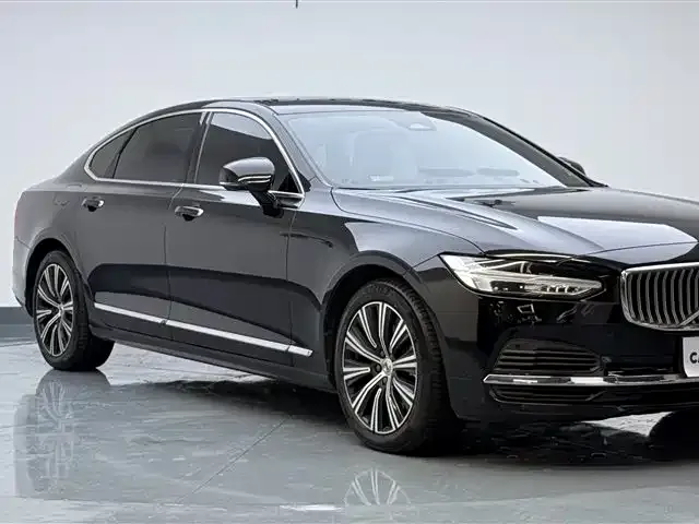 Volvo S90 PHEV 2022 из CN, фото 2