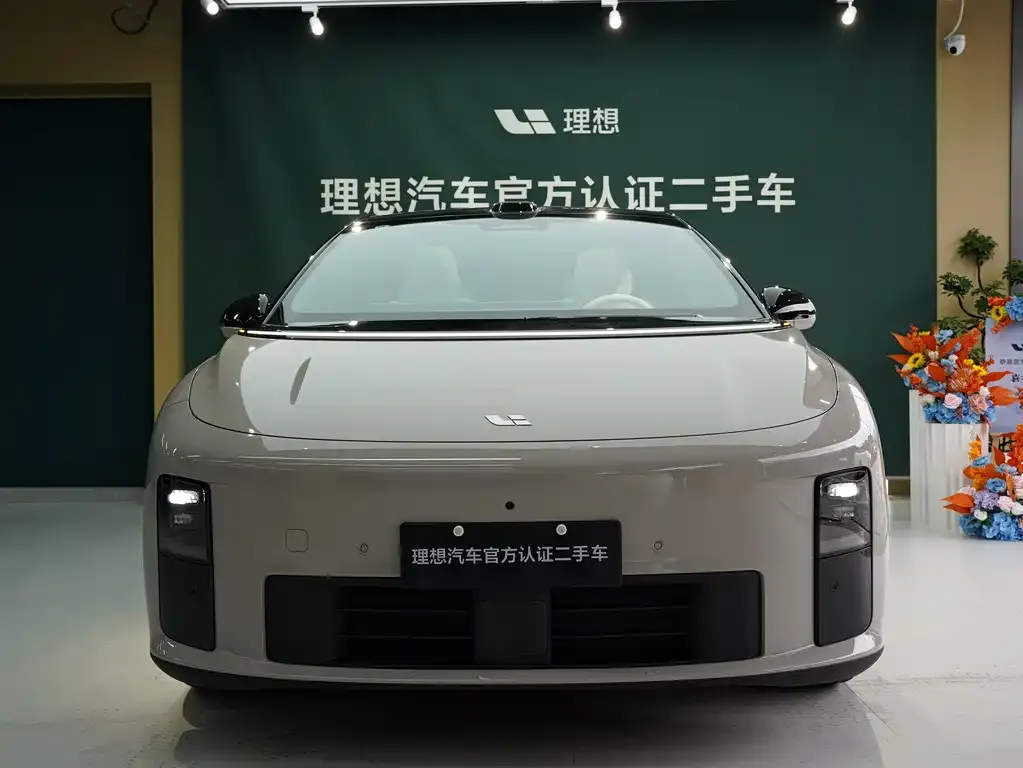 Li Auto i6
