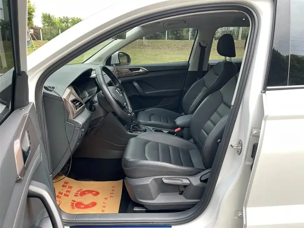 Volkswagen Tharu 2021 из CN, фото 2