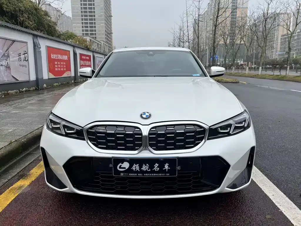 BMW 3 Series — фото 1