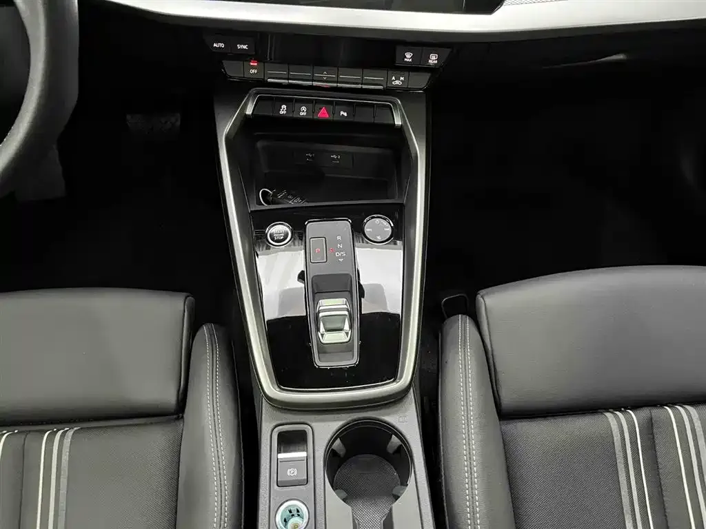 Audi A3 2022 из CN, фото 9
