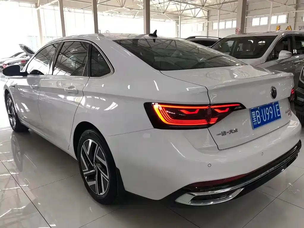 Volkswagen Sagitar 2023 из CN, фото 8