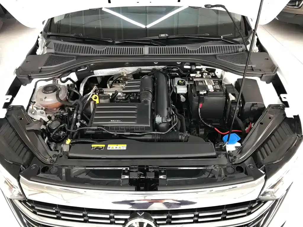 Volkswagen Sagitar 2023 из CN, фото 7