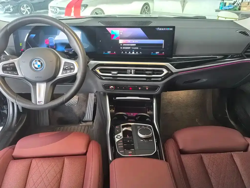 BMW i3 — фото 9