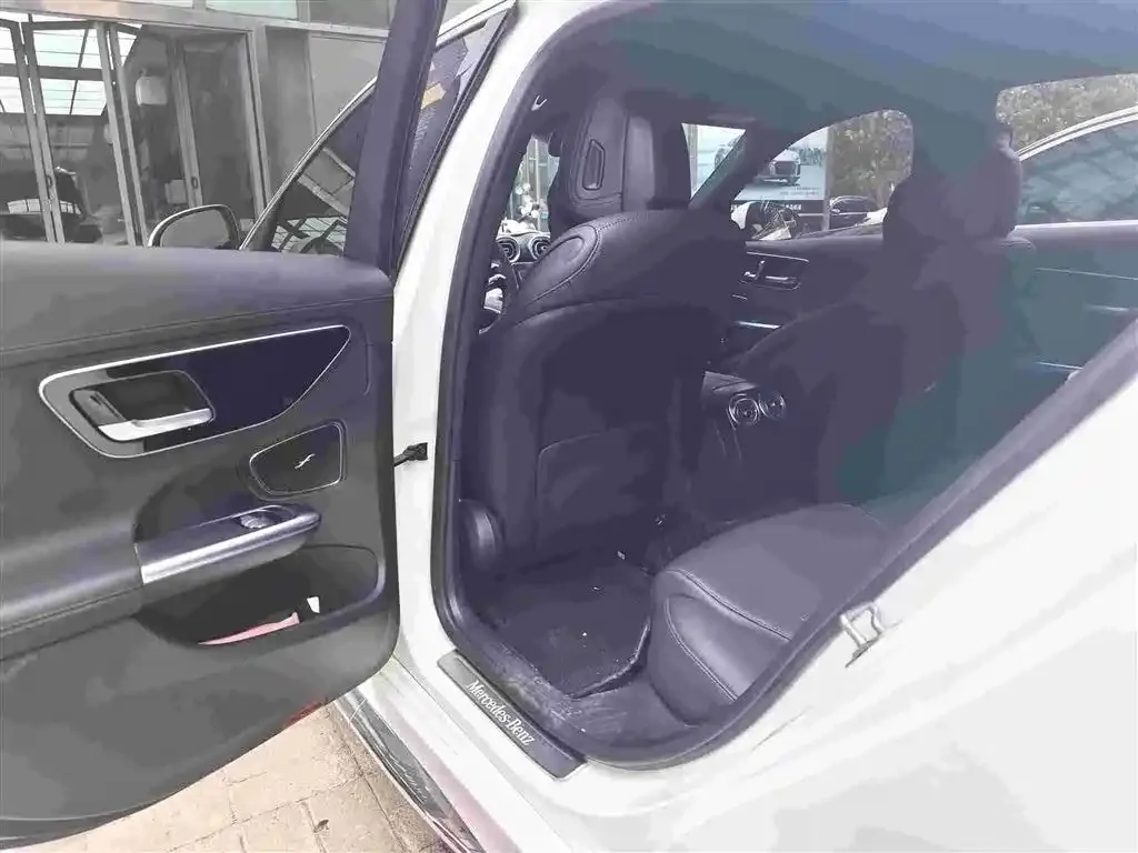 Mercedes-Benz C-Class 2024 из CN, фото 6