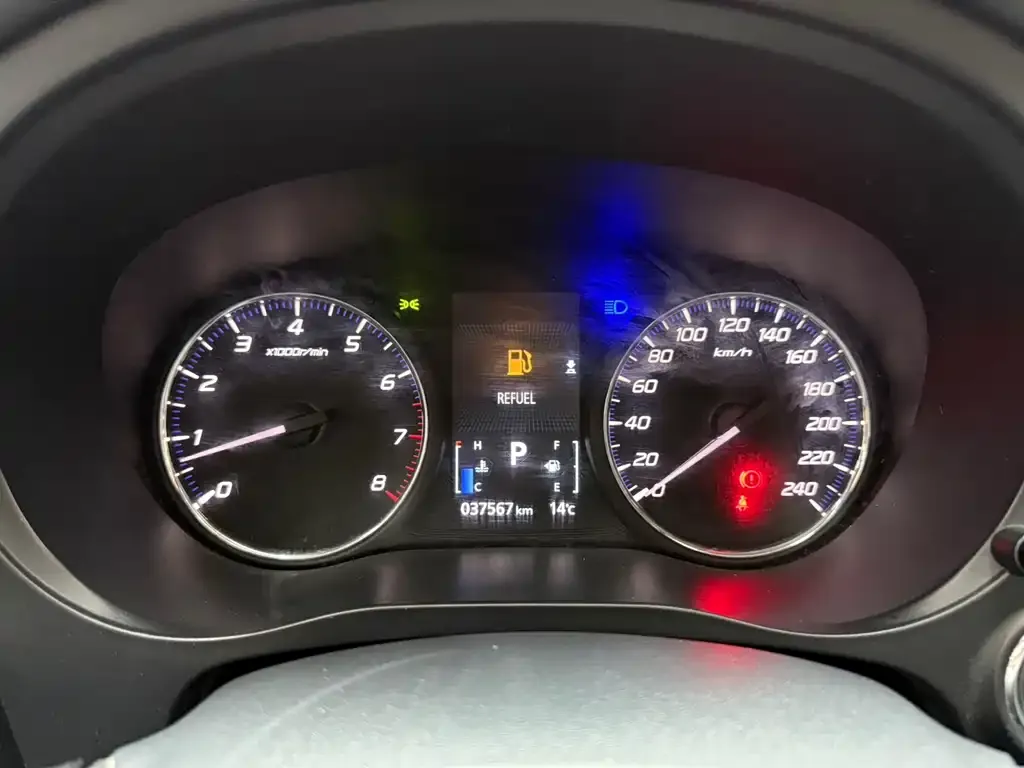 Mitsubishi Outlander — фото 2