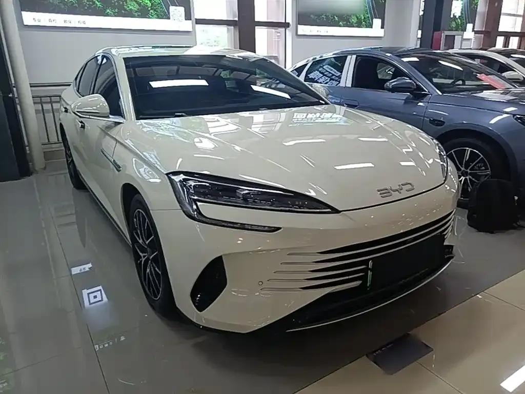 BYD Seal 07 DM-i 2025 из CN, фото 10