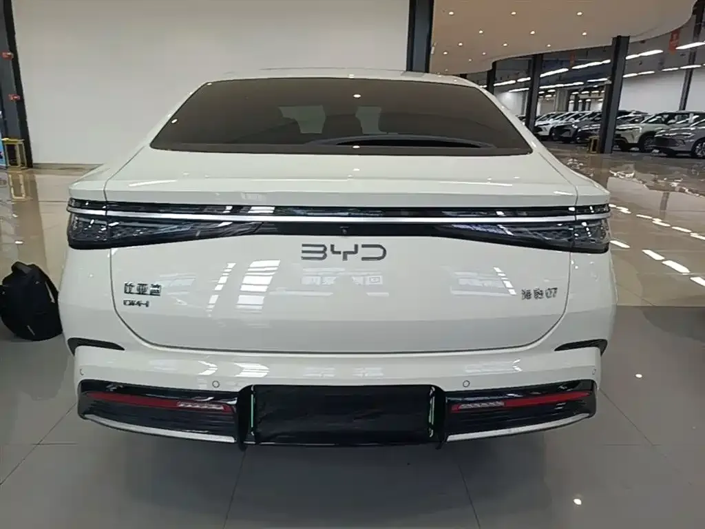 BYD Seal 07 DM-i 2025 из CN, фото 5