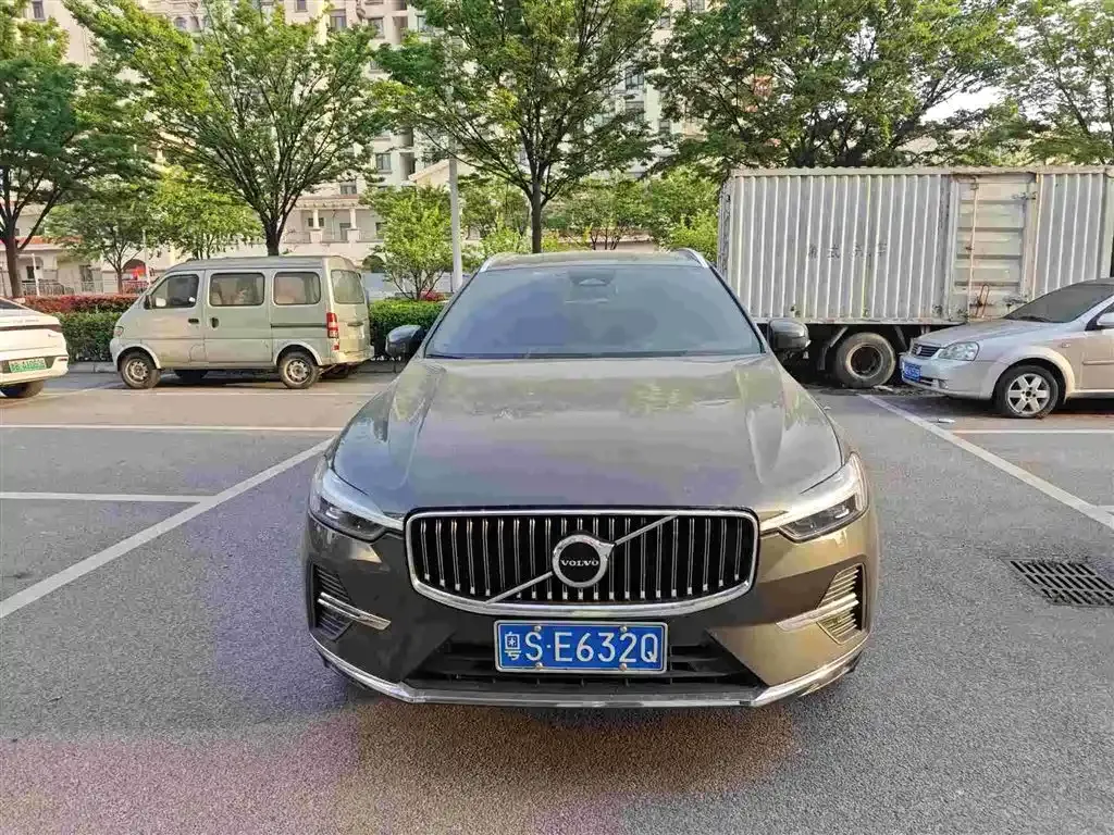 Volvo XC60 2022 из CN, фото 8