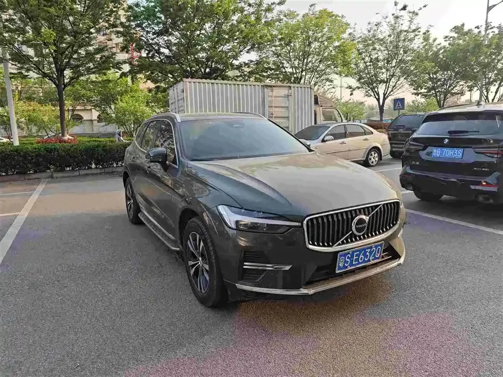 Volvo XC60 2022 из CN, фото 5
