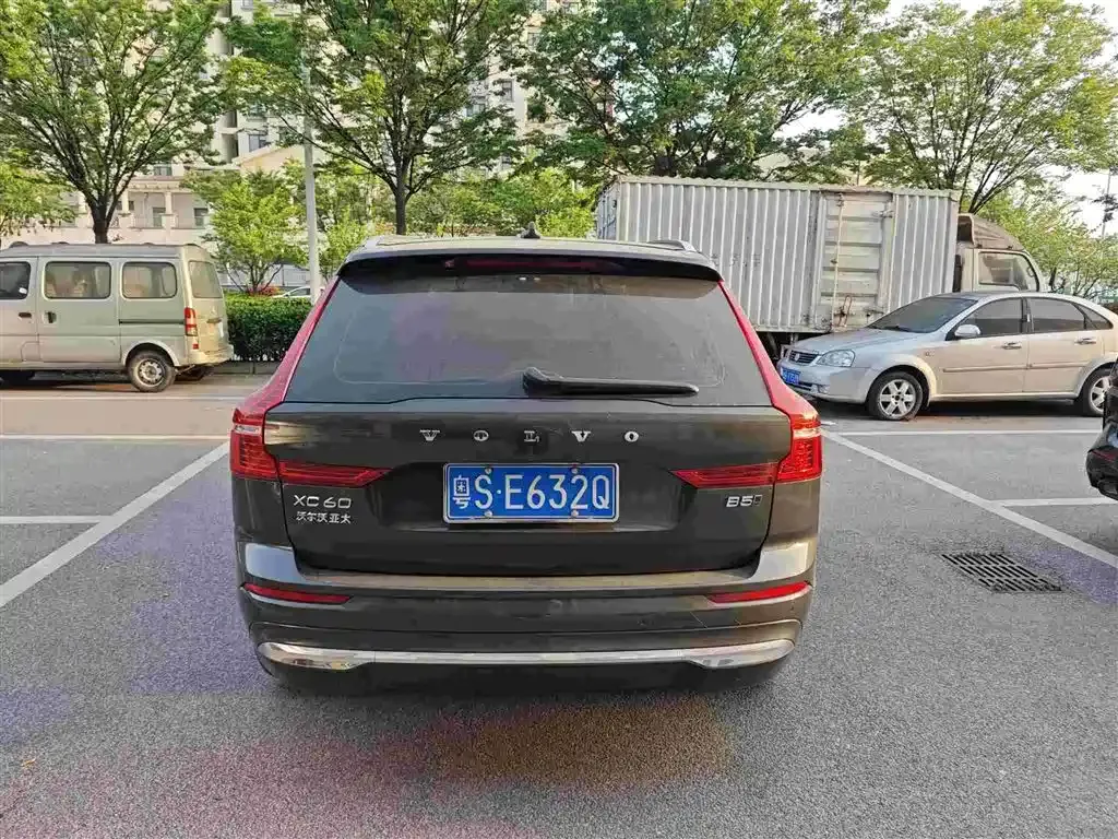 Volvo XC60 2022 из CN, фото 6