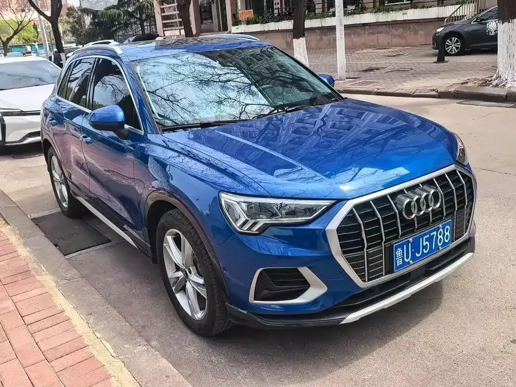 Audi Q3 — фото 8