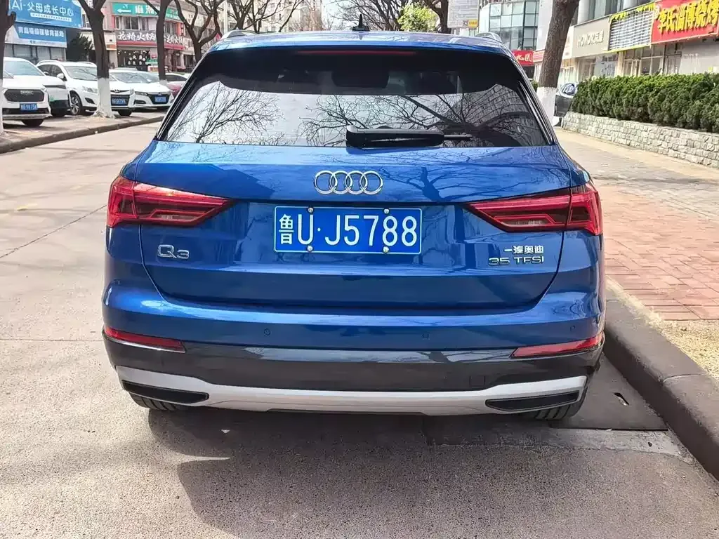 Audi Q3 — фото 6