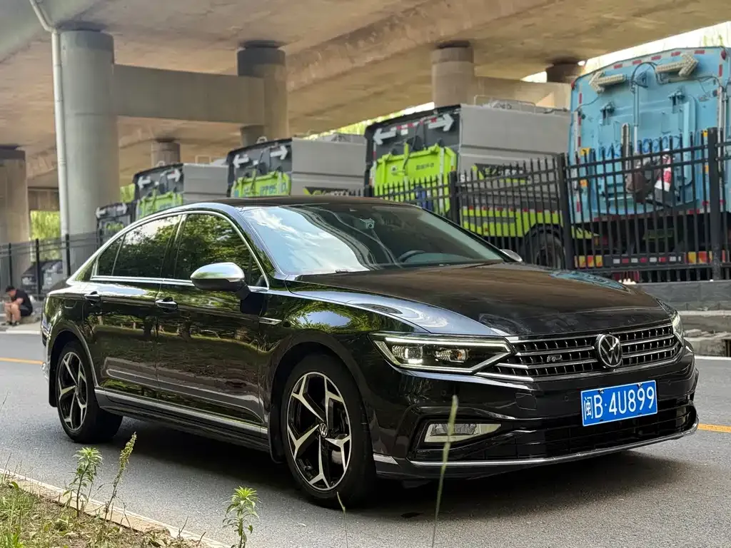 Volkswagen Magotan 2023 из CN, фото 9