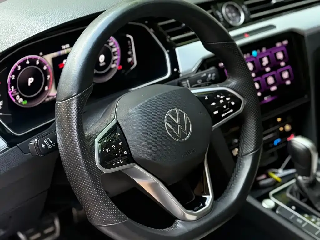 Volkswagen Magotan 2023 из CN, фото 8