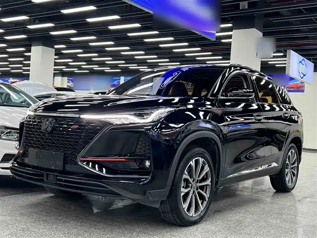 Changan CS75PLUS — фото 1