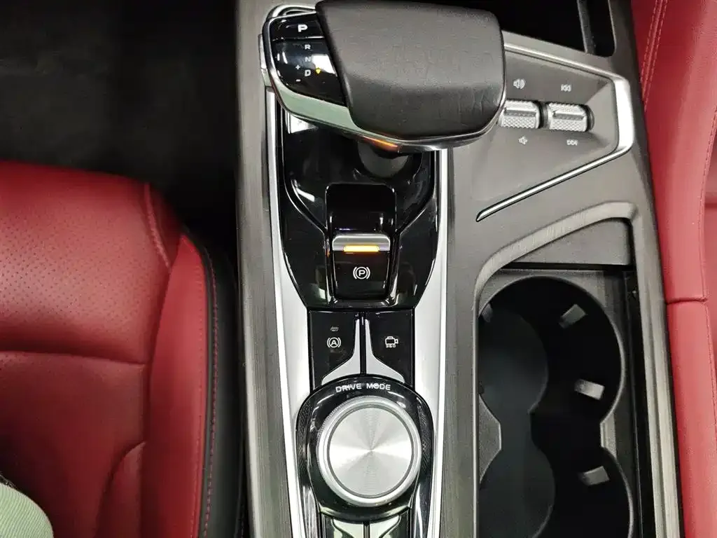 Changan CS75PLUS — фото 4
