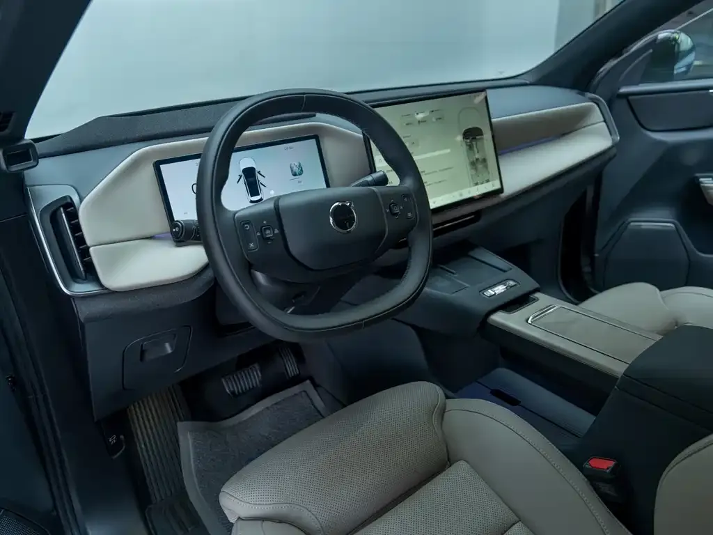 Volvo XC70 Plug-in Hybrid 2025 из CN, фото 10