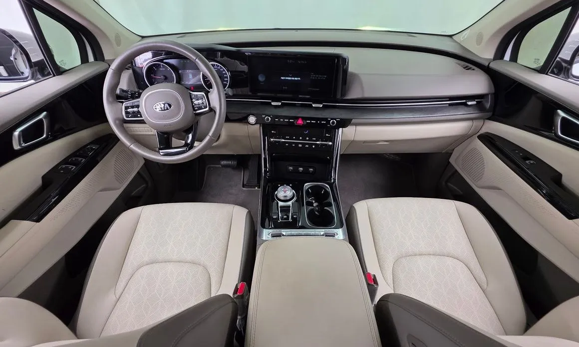 Kia Carnival — фото 9