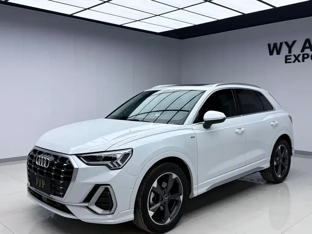 Audi Q3 2021 из CN, фото 1