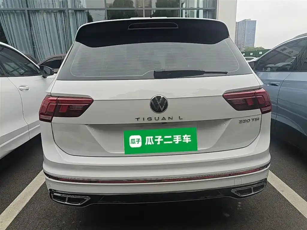 Volkswagen Tiguan L — фото 5