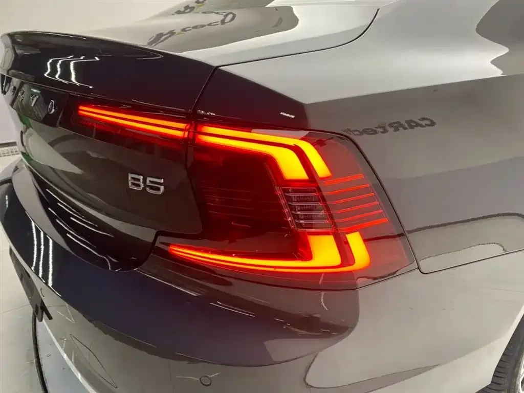 Volvo S90 — фото 8