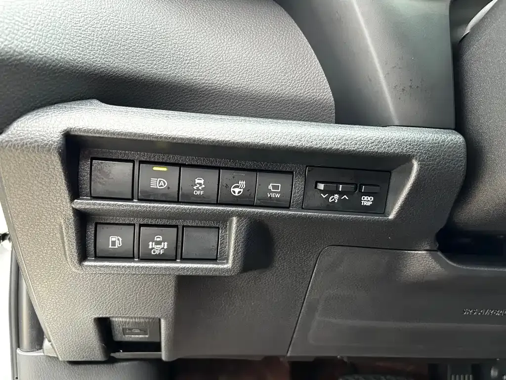 Toyota Sienna — фото 5