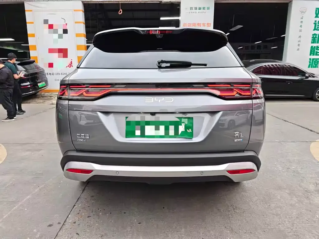 BYD L DM-i — фото 2