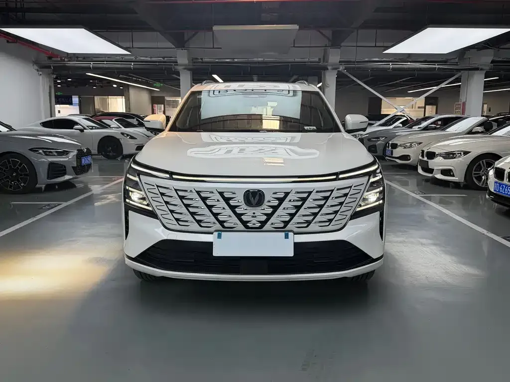 Changan CS75PLUS — фото 10