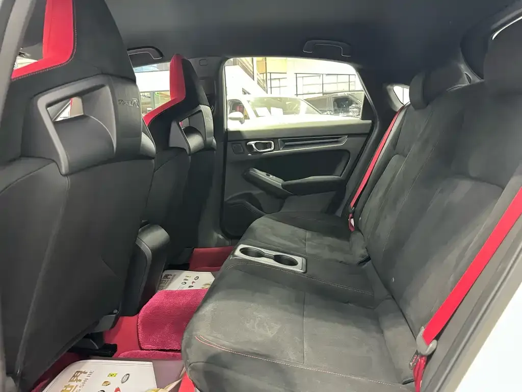 Honda Civic (Import) 2024 из CN, фото 2