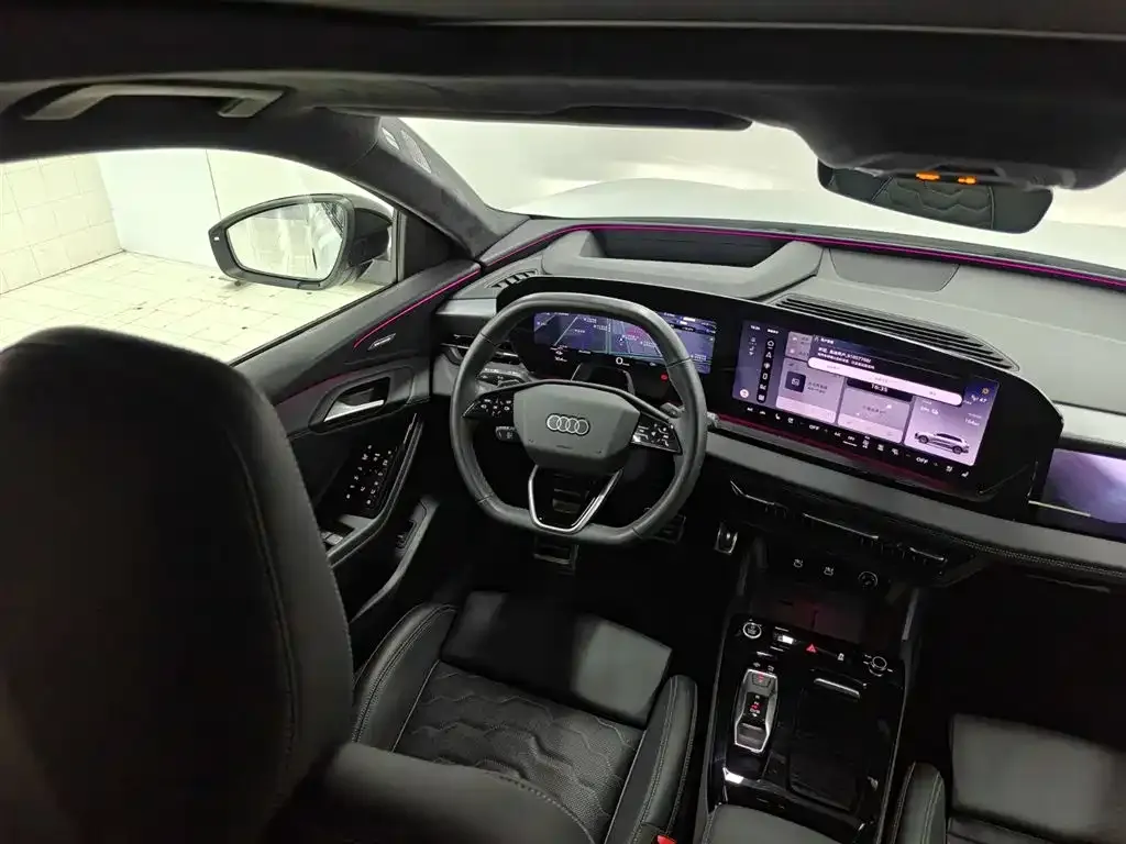 Audi Q6L e-tron — фото 8
