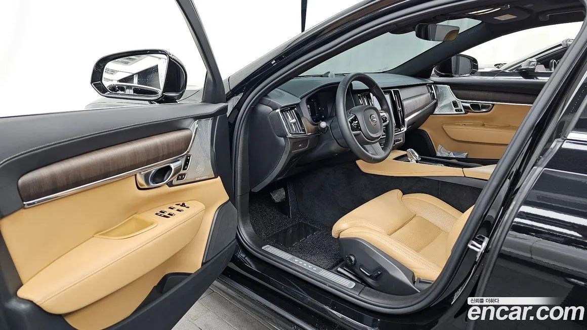 Volvo S90 2023 из KR, фото 8