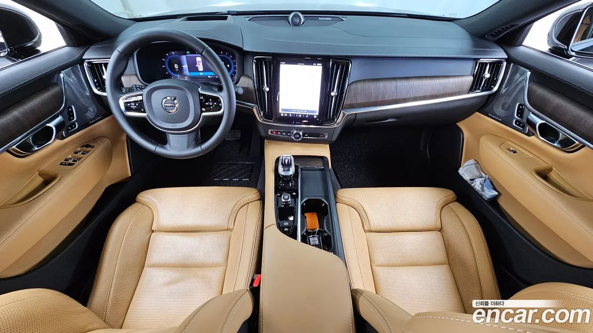 Volvo S90 2023 из KR, фото 6