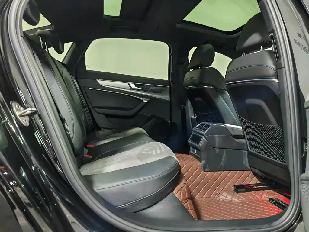 Audi A6L New Energy 2022 из CN, фото 9