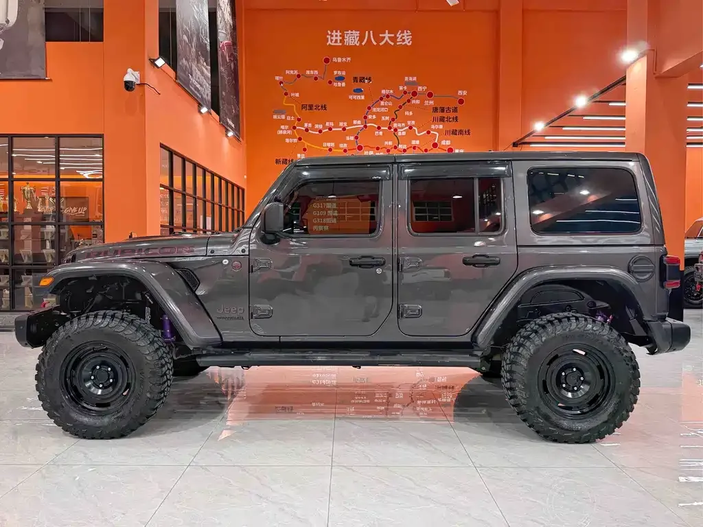 Jeep Wrangler — фото 3