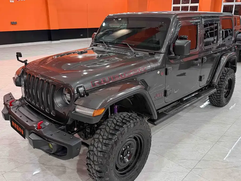 Jeep Wrangler — фото 7
