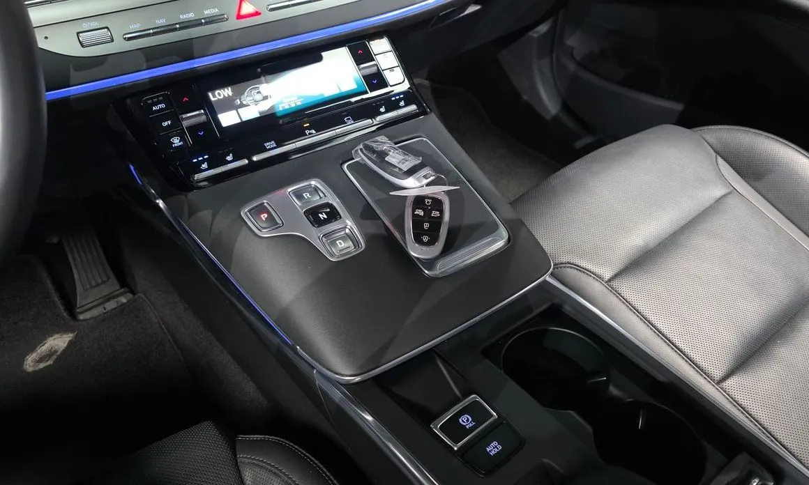 Hyundai Grandeur 2022 из KR, фото 4