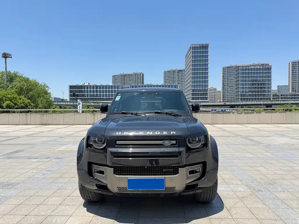 Land Rover Defender — фото 4