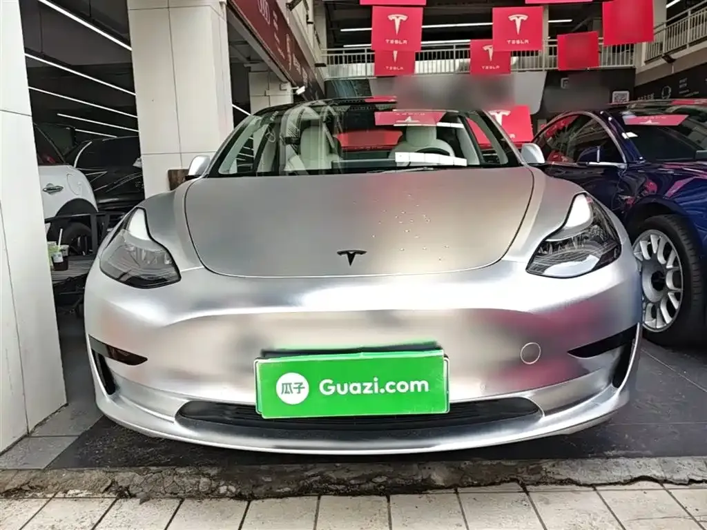Tesla Model 3 — фото 4