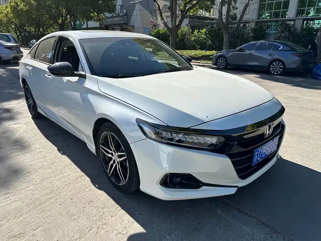 Honda Accord — фото 5