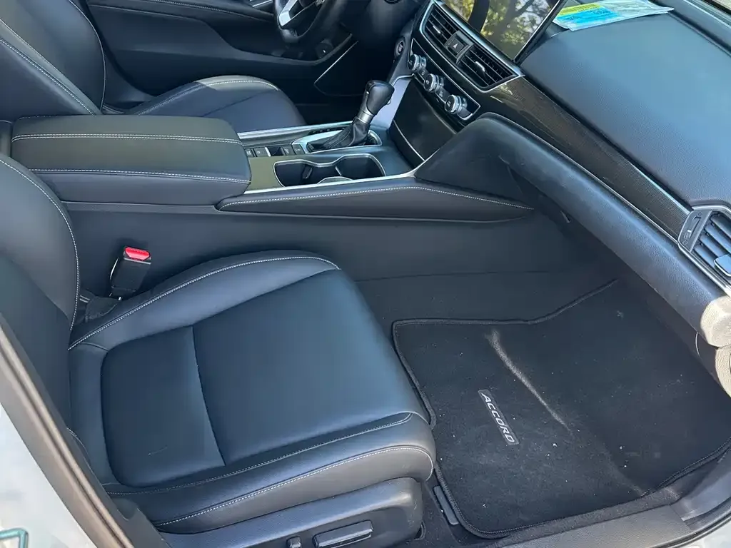 Honda Accord — фото 4