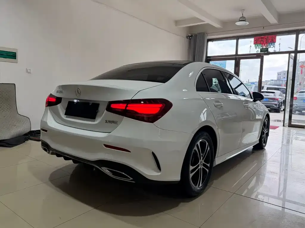 Mercedes-Benz A-Class — фото 10