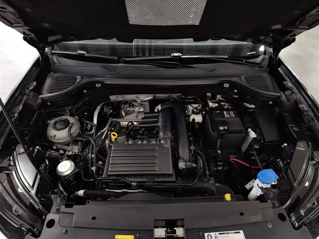 Volkswagen Tharu 2021 из CN, фото 8
