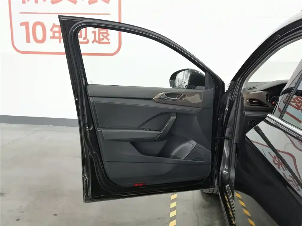 Volkswagen Tharu 2021 из CN, фото 2