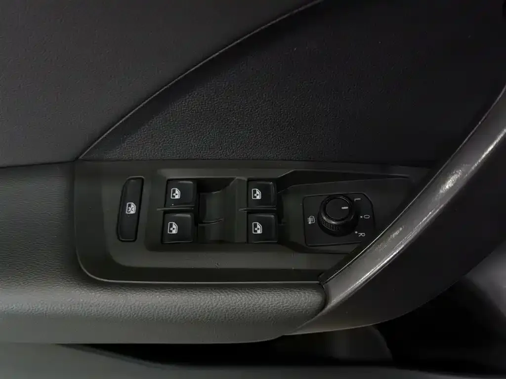 Volkswagen Tharu 2021 из CN, фото 4