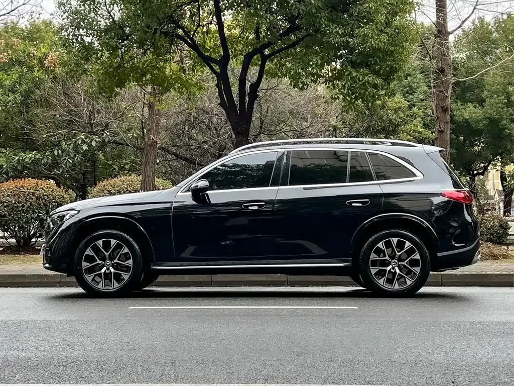 Mercedes-Benz GLC — фото 9