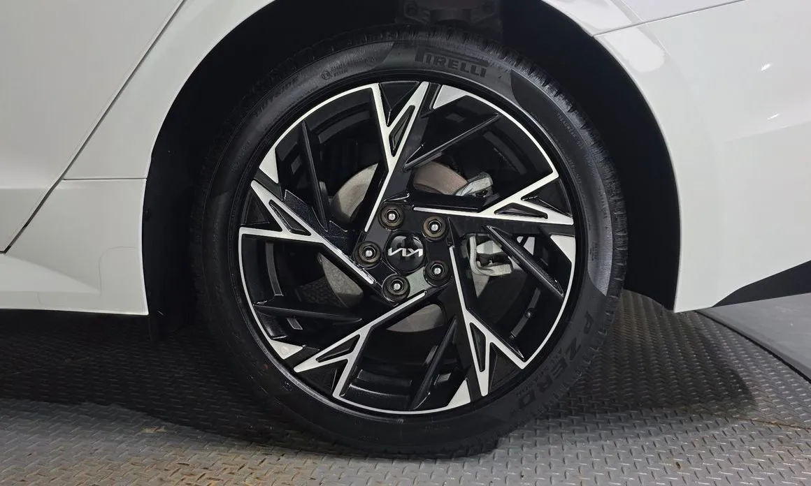 Kia K5 2025 из KR, фото 9