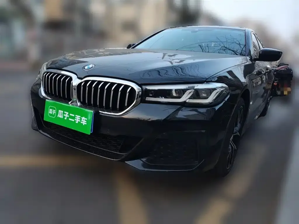 BMW 5 Series — фото 3