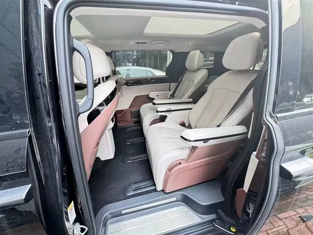 BYD Xia 2025 из CN, фото 7
