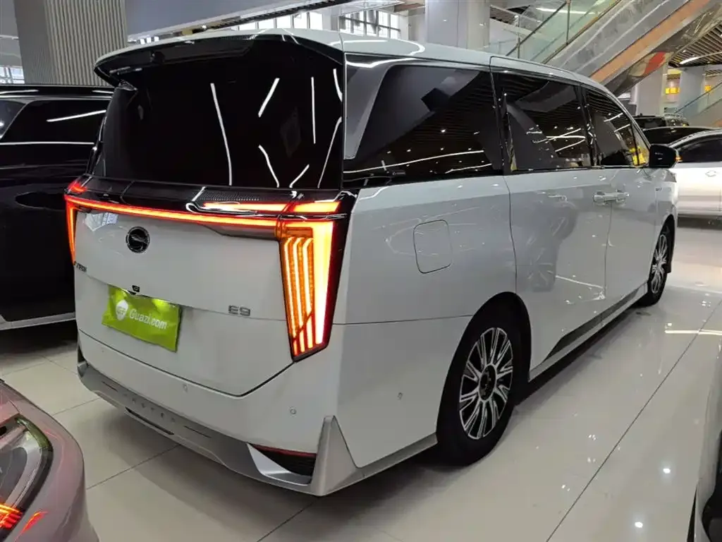 GAC Motor Trumpchi E9 — фото 7